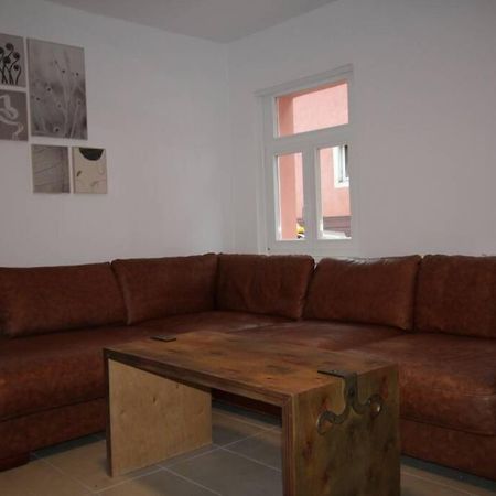 Gonsenheim - 3-Zimmer-Haus - Max. 5 Personen マインツ エクステリア 写真