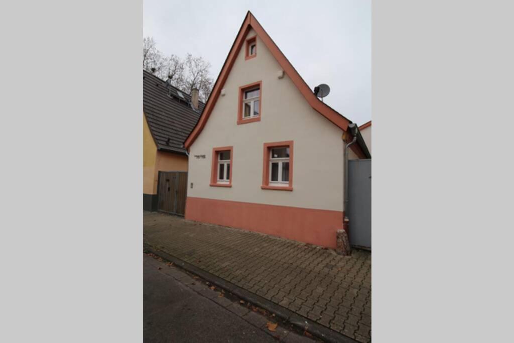 Gonsenheim - 3-Zimmer-Haus - Max. 5 Personen マインツ エクステリア 写真